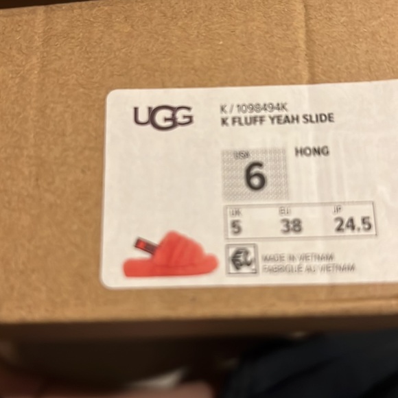 NWT UGG Fluff Yeah Slides hazard orange - Picture 6 of 6